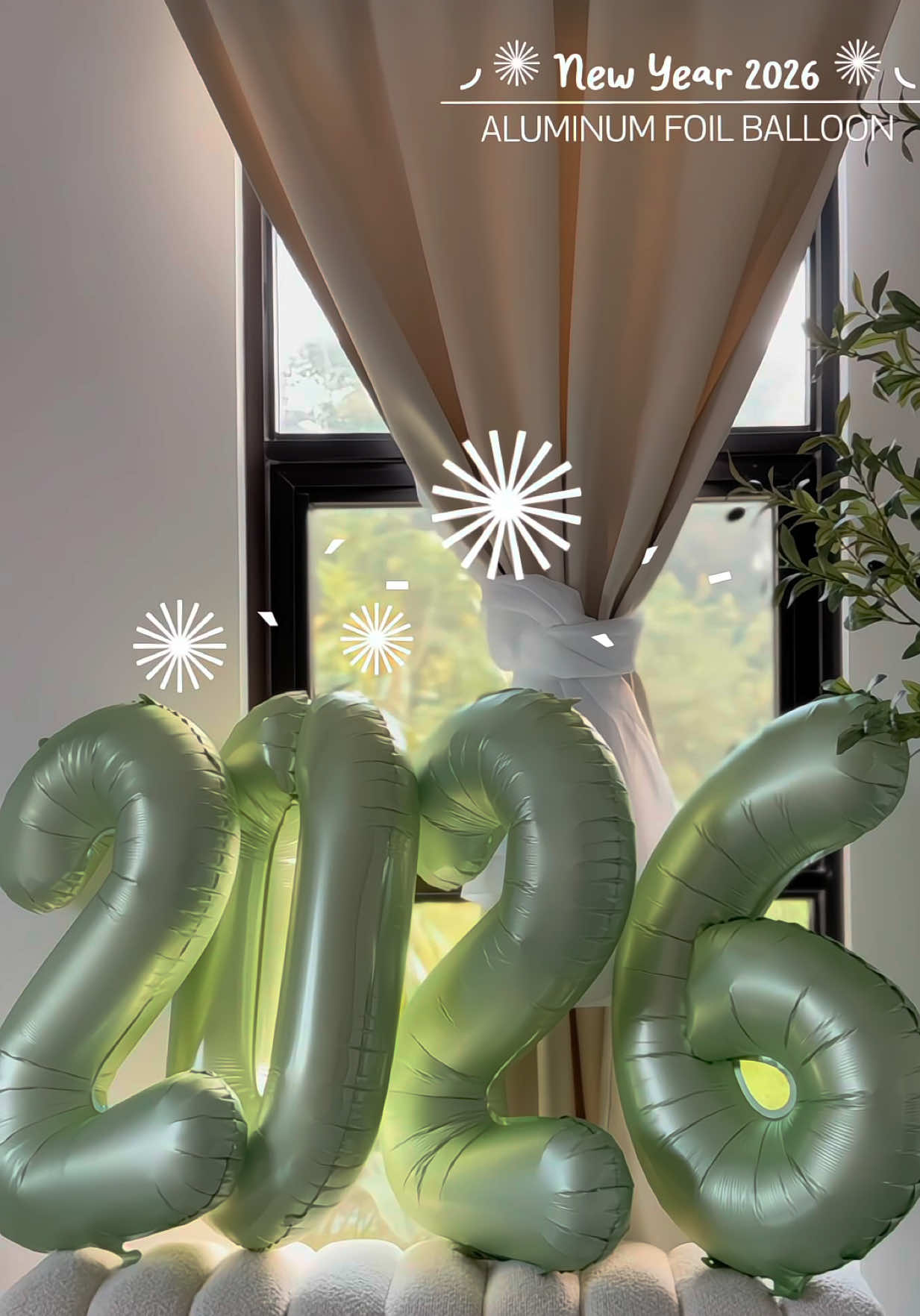 Happy New Year 2026! Excited akong salubungin ka kaya eto at may 2026 number balloon na nga agad ako! #numberfoilballoon #32inchesfoilballoon #newyearballoons #newyear2026 #happynewyearballoon 