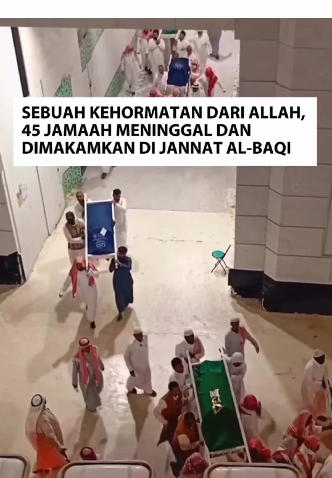 Innalillahi wa inna ilaihi raaji'un. 45 Jamaah yang meninggal akibat kecelakaan bus akan dimakamkan di Jannat Al-Baqi, pemakaman yang banyak ditempati sebagai peristirahatan terakhir sahabat dan keluarga Nabi SAW. Kecelakaan ini terjadi saat sebuah bus membawa jamaah asal India dari Mekkah menuju Madinah menabrak truk tangki diesel. Dikabarkan dari 46 penumpang hanya 1 orang yang selamat. Semoga Allah mengambil mereka dalam keadaan Husnul Khatimah dan semoga Allah senantiasa melindungi kita dan mengambil kita dalam keadaan yang Husnul Khatimah juga, aamiin 🤲 Follow @noorway.in untuk info menarik dan update seputar umroh! #Noorwayin #TravelUmrohJogja #TravelKemanusiaan #explorepage #umrohramadhan 