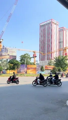 Toà Sun Feliza này có gì mà gần 200 triệu/m2 vậy các bác @@ #hanoi #caugiay #sunfelizasuites 