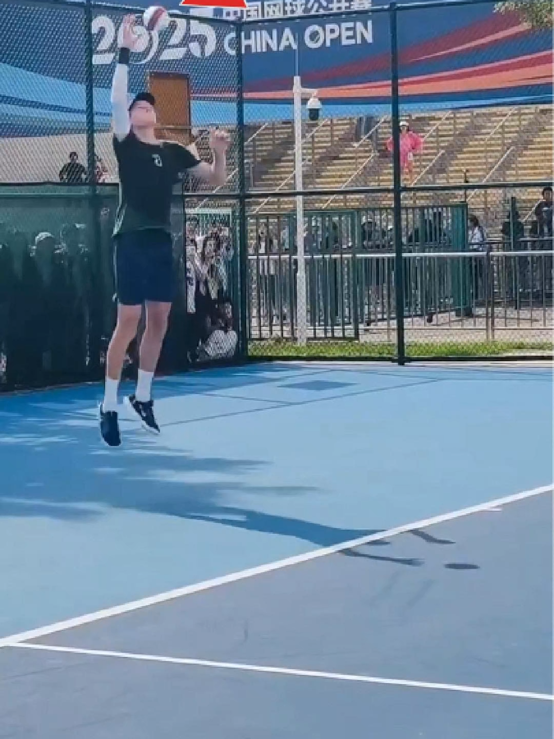 Jannik Sinner's Latest Training for Explosive Power #tennis #tennis2025   BEST RESISTANCE BANDS FOR TENNIS❗ - https://www.ptbench.com/shop?ref=pcdoklrg - Coupon: coachoscar [ONLY FOR USA] plus FREE shipping *  video credit: https://x.com/ElriLovesJannik video credit: https://x.com/sinnervideos
