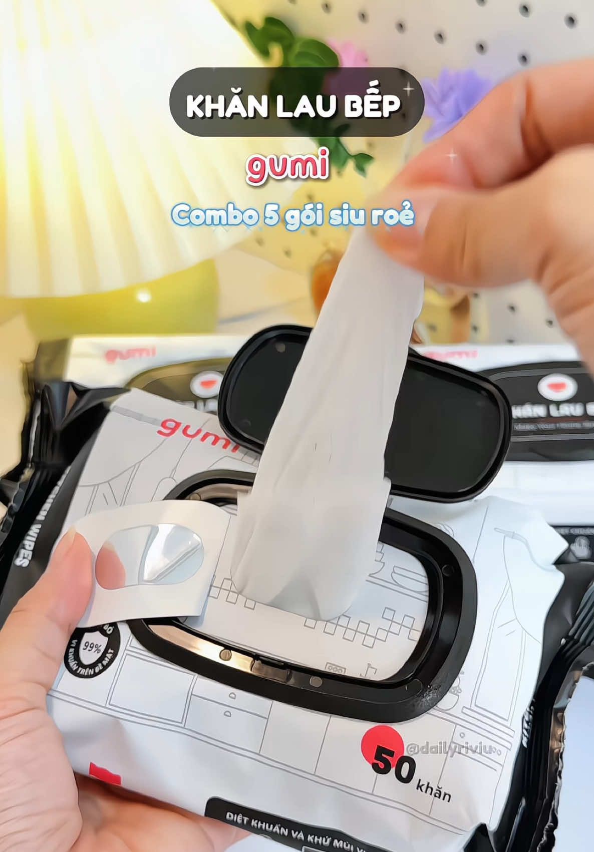 Khăn lau bếp đa năng vừa sạch vết dầu mỡ bám bẩn vừa kh.ử khuẩn lại an toàn cho da tay, 💯 nấu ăn chiên rán dầu mỡ lau nhanh gọn cái là xong 👍#khanuotlaubep #khanlaubepdanang #khanlaudaumo #giadungtienich #khanlaudanang 