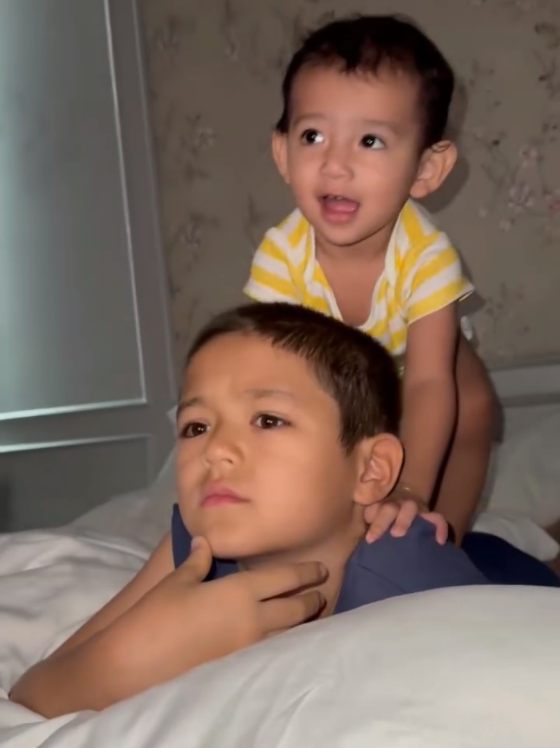 Kakak...kakak...😂😂😂 #fyp #donverhaag #elbarack #jedar #jessicaiskandar 