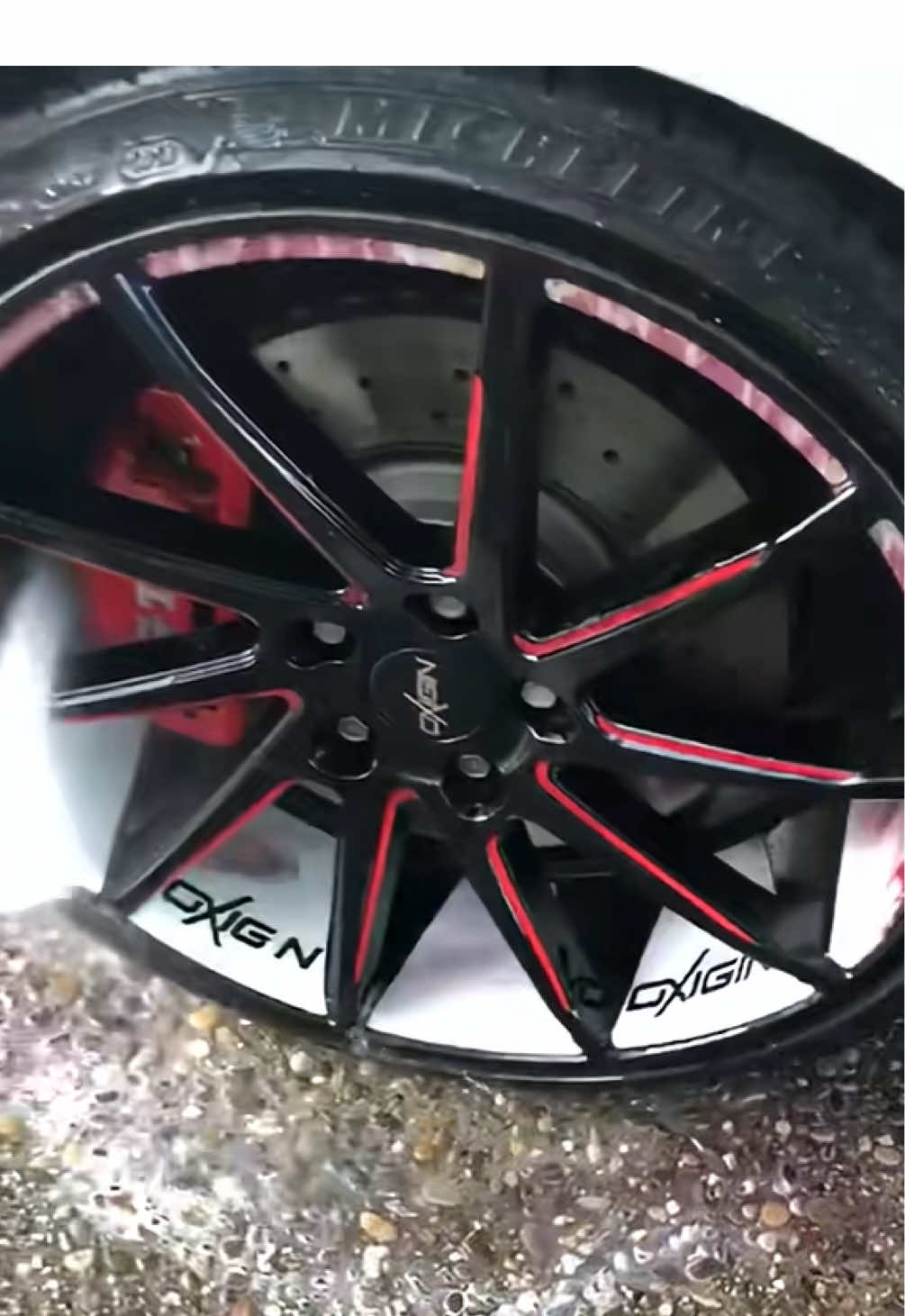 Wrath Iron Fallout Remover #alienmagiccarcare #blackfridaydeals #blackfriday #satisfyingvideo #ironfallout 