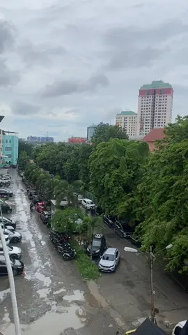 Ternyata udah lumayan lama kita tinggal dijakarta barat ,perasaan baru kemaren merantau 🗿#2016