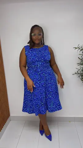 ✅ Super Quality #Thrifted #Dress Available ✅ Size 14 ✅ Price:kes 2500 ✅ DM or Whatsapp 0716960701 📌 Platinum Plaza. Shop 404