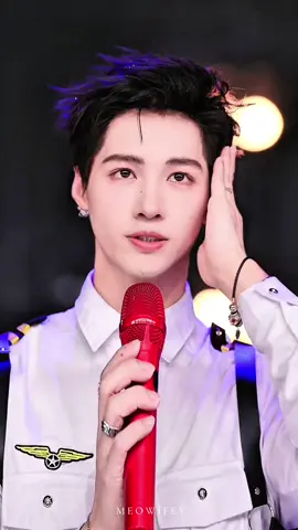 Nice🥰❤️✨🎶 #卡其喵h131 #kaqimiao #singer #trending #fyp 