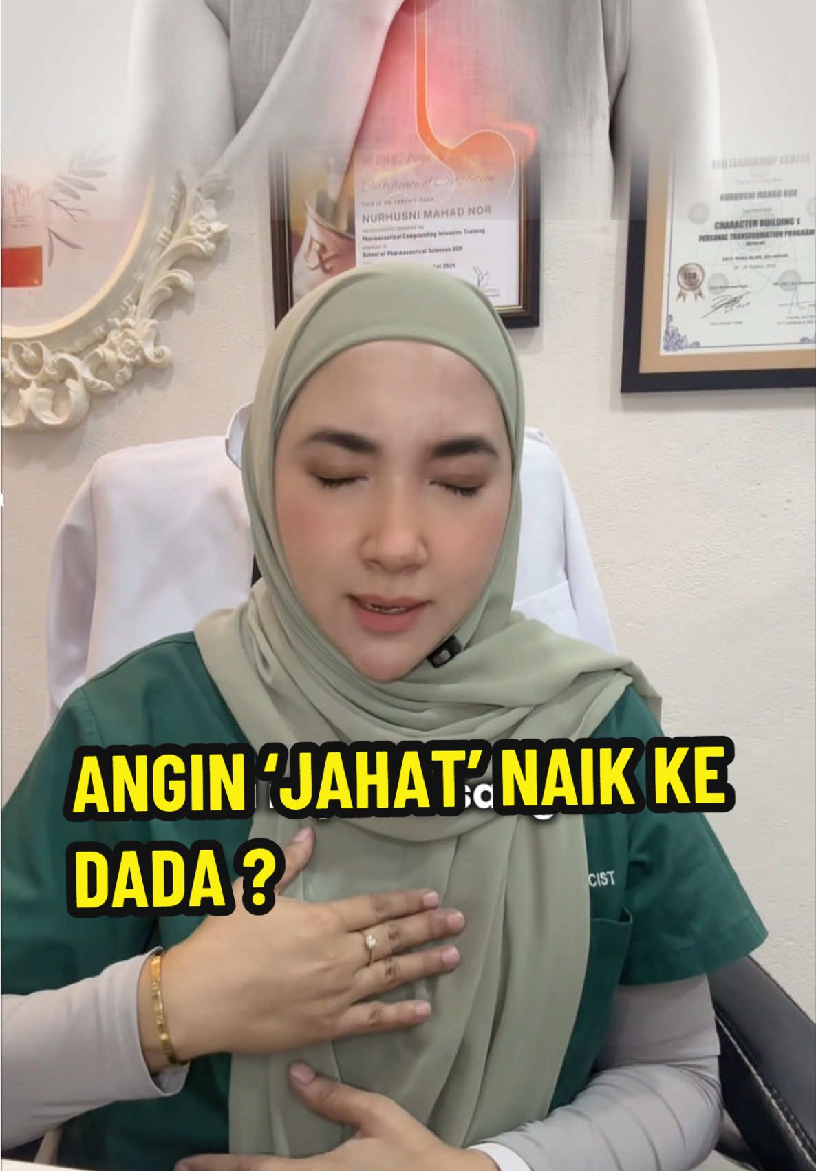 Jangan tunggu sampai kena tidur duduk lagi. Standby GaztroPlus kat tepi katil siap-siap 🛌 @Gaztroplus HQ  #gaztroplus #gerd #gastrik #postbioticพร้อมใช้งาน #pharmacistony 