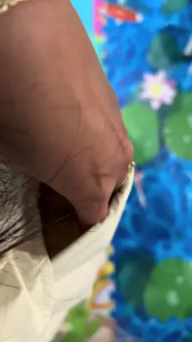 Phụ huynh chạy vội rồi dúi vào túi áo cô giáo vài quả trứng — tấm lòng mộc mạc mà ấm áp của người vùng cao❤️