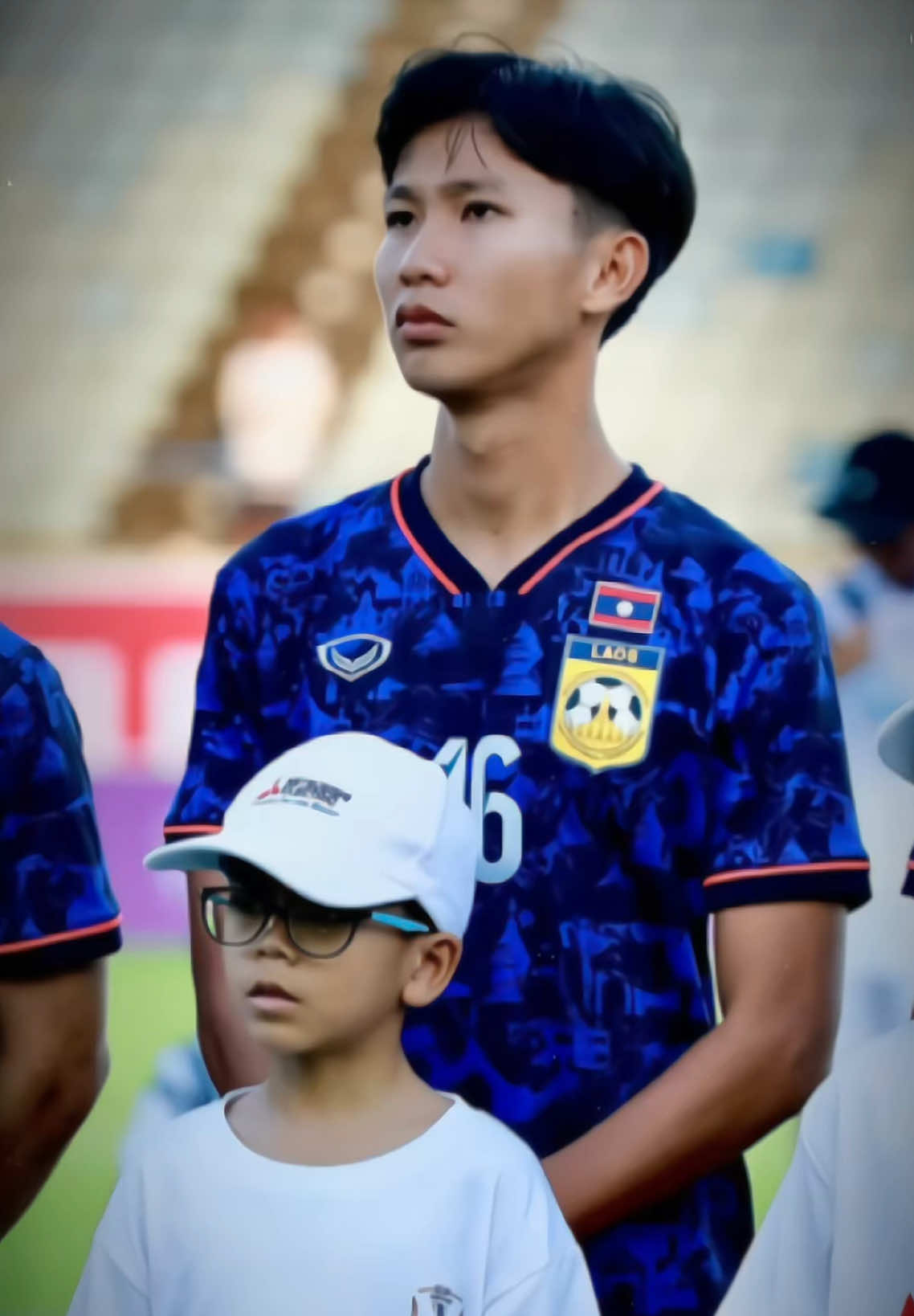 : Ngày/nơi sinh: 13 tháng 4, 2004 (21 tuổi) Đội hiện tại: Đội tuyển bóng đá quốc gia Lào  Chiều cao: 1,72 m Quốc tịch: Lào Đội hiện nay: Đông Á Thanh Hóa Damoth Thongkhamsavath là một cầu thủ bóng đá Lào, chơi ở vị trí tiền vệ cho câu lạc bộ Đông Á Thanh Hóa ở giải vô địch Việt Nam và đội tuyển Lào.#damoththongkhamsavath #damoth🇱🇦 #fypシ゚ #xhtiktok@DAMOTH THONGKHAMSAVATH 