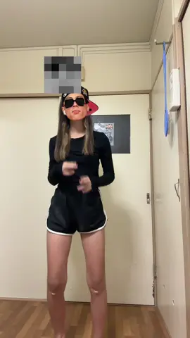 今日のバレーでスライディングしたら膝擦ってばり痛いw #fypシ゚ #関東 #13 #小6 