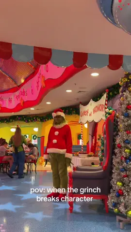 Merry grinchmas!!#grinchmas #grinchtiktok #universalstudios #usa #grinch