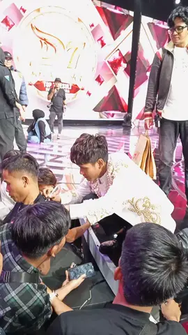 Pak Ketua Valen Pamekasan Dikonser D'Academy 7 Indosiar Top 7 Malam Pertama Result  #viral #viralvideo #foryou #fyp #indosiar #DAacademy7Indosiar #IndosiarBawaDangdutBerkelasBerkualitas 