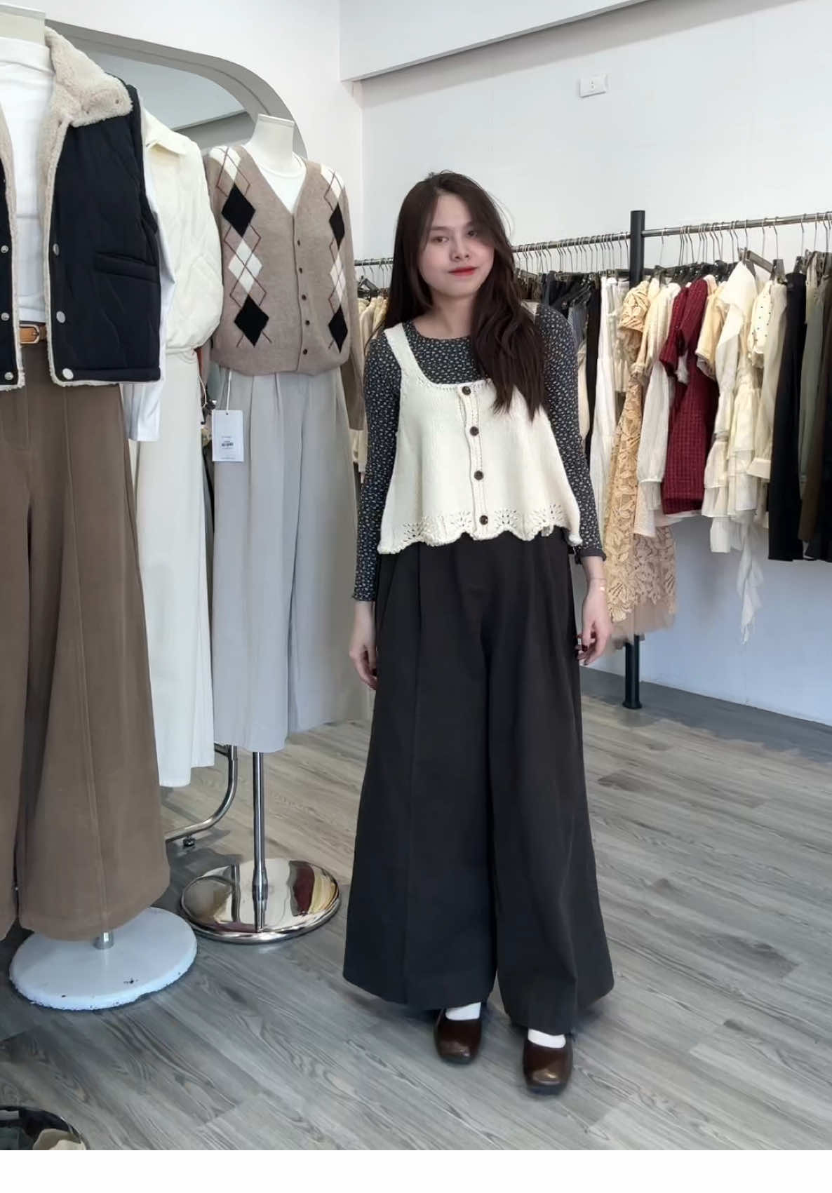 Set xinhhh xỉuuu #xuhuong #phoidoxinh #himcloset #moingaymotoutfit 