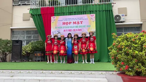 Tiết mục chào mừng 20/11/2025.