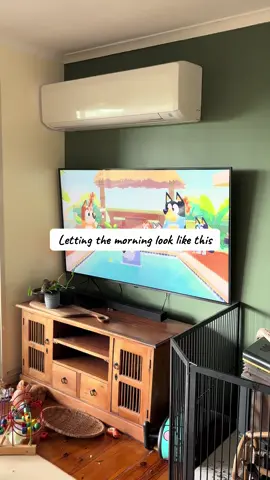 I used to guilt myself something hectic over screen time. Now I’ve reasoned that it’s totally fine to pop something on TV for half an hour so I can get organised for whatever fun activity is planned for that day. I get to (kinda) peacefully pack the car, and they get to arrive to swimming on time… and usually with a towel. #sahm #mother #screentime #toddler #parent 