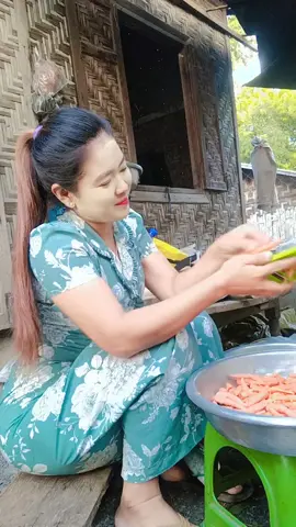 #ဆံနွယ်ရှည်လေးမှချစ်တယ်ဆိုပြီ#ကိုကြီးပြောတယ် #CapCut #foryou #ချစ်တဲ့သူတွေ❤❤❤လေးတွေပေးခဲ့နော် 😍🤗🤗😅😅 