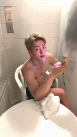 Blonde hair come back 🤟🏻💛