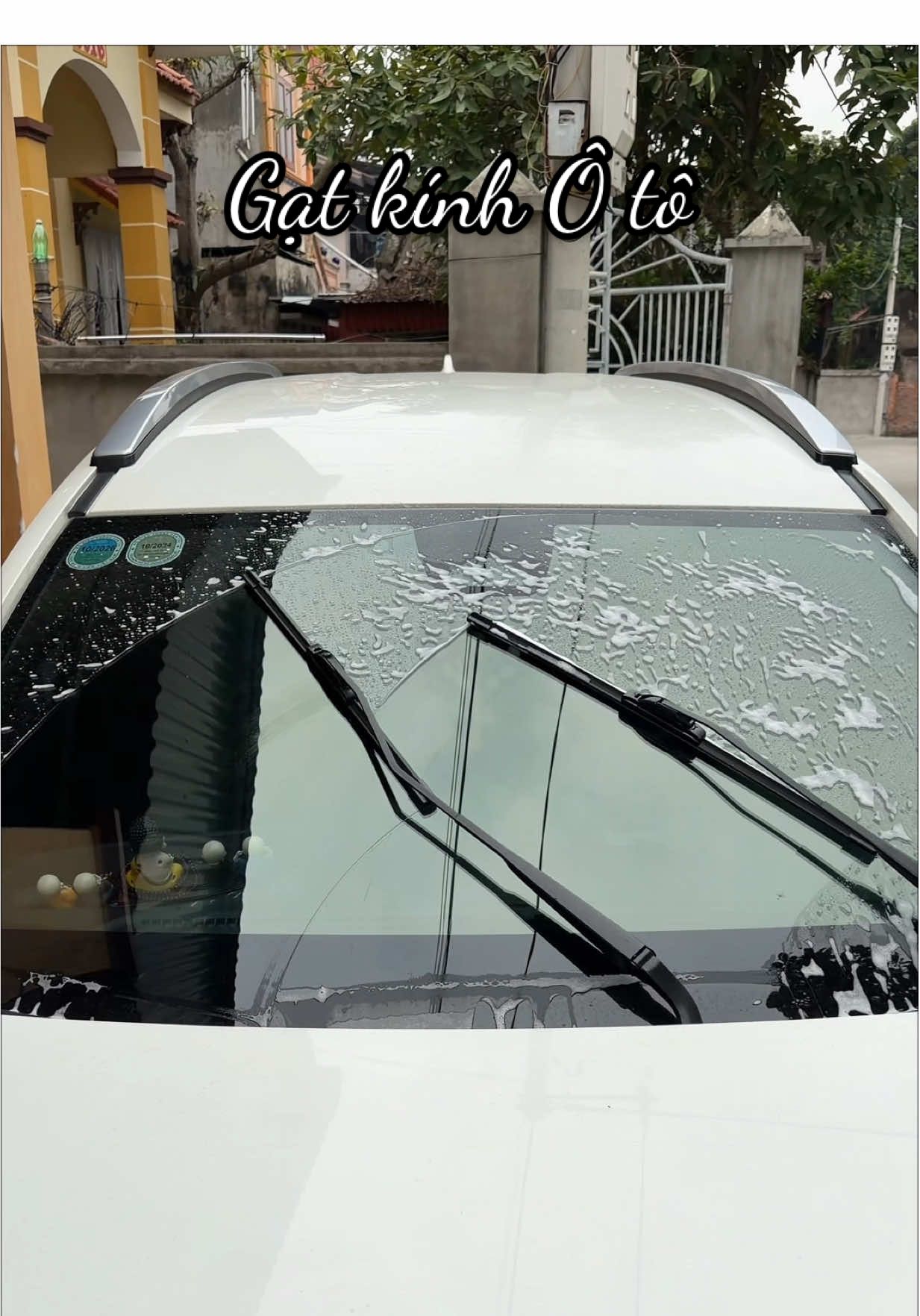 Gạt kính xe ô tô siêu sạch xương mềm #gatkinhoto #gatkinh #gatkinhxuongmem 