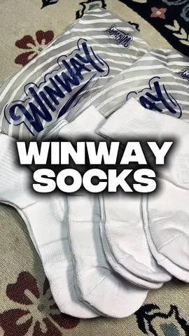 Makapal na medyas at ang mura pa ng ating Winway Sports Socks. #socks #medyas #breathablesocks #midcutsocks #Running 
