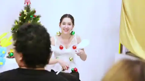 ขอบคุณรอยยิ้มที่สวยมากของ #เบลล่าราณี  #bellacampen 