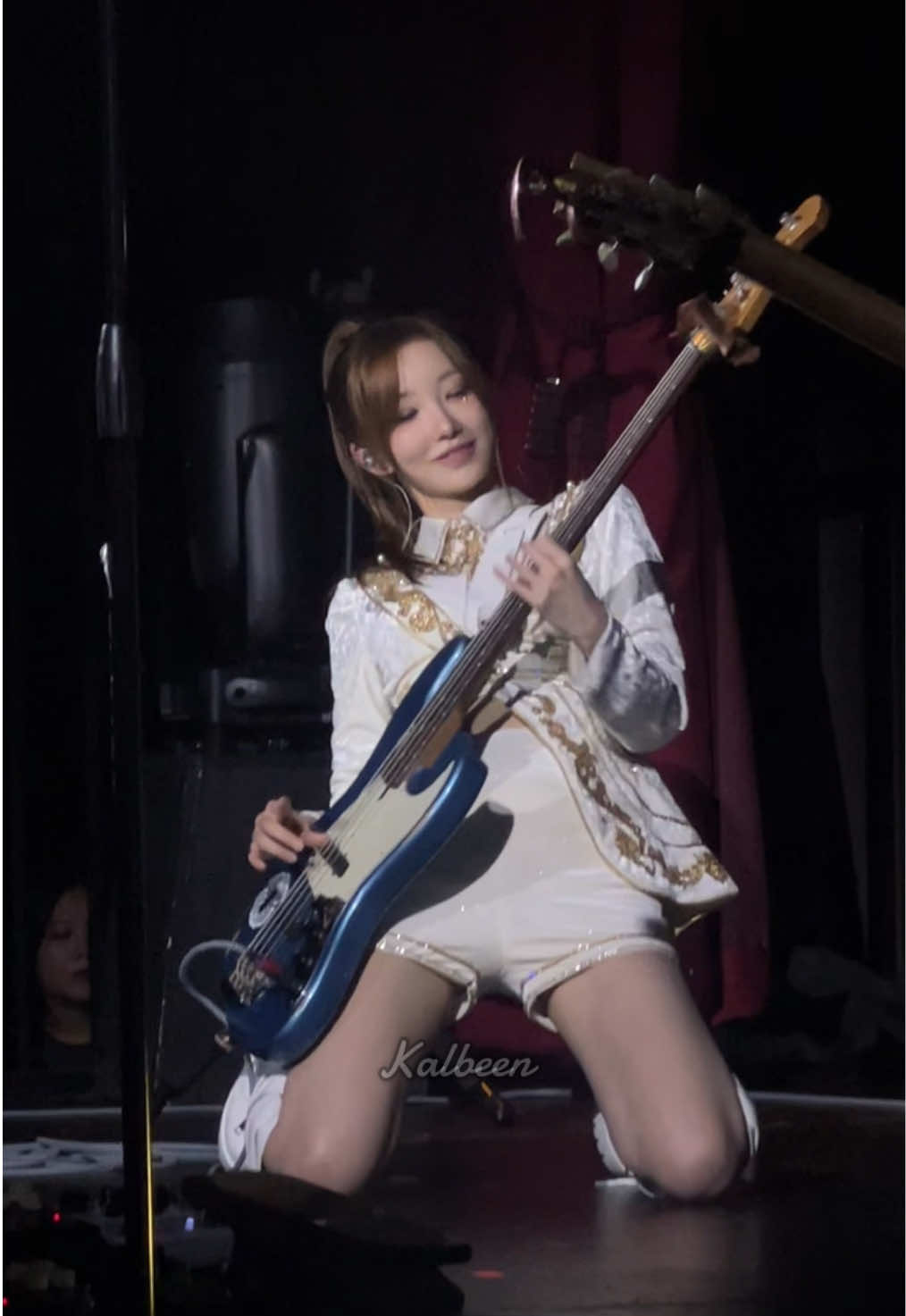 Bro… Magenta needa chilllllll @QWER @마젠타 magenta  #qwer #rockation #qwertour #qwermagenta 