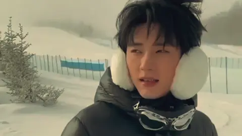 11.22.2000, advance happy birthday my Zhou yiran!! iloveyouuuuu #wiftys2please #wifty #makeitviral #zhouyiran #zhangmiaoyi 