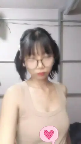 စပ်ဖြီးဖြီး 😸