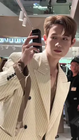 Chịu sao nổi trước nhan sắc “không thể nhắm mắt” này của Hồ Đông Quan #bvlgari #hodongquan #tanbinhtoannang #dongquan #xuhuong 