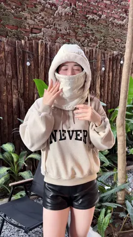 Đi ra ngoài đường phải có cái mũ ấm này chị em #xuhuong #mũ #mulen #ngocanann 