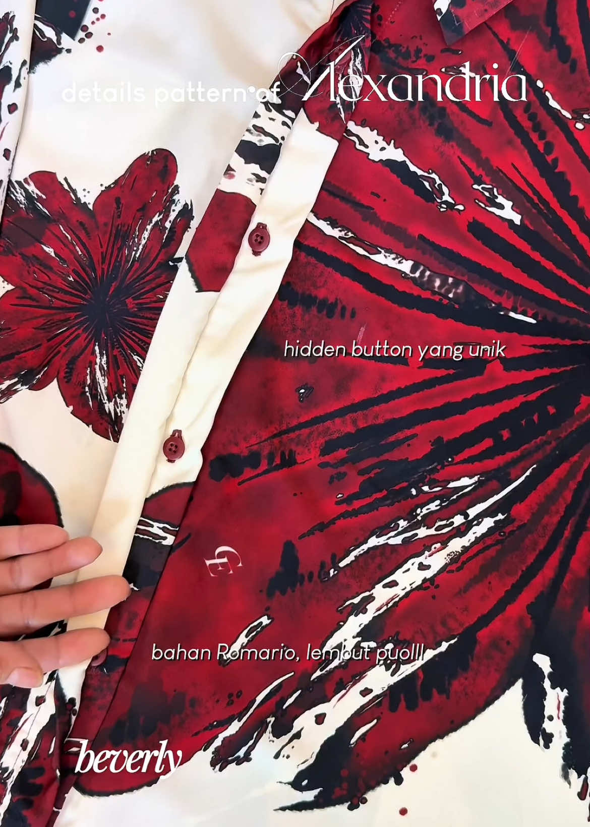 Kalau liat details dari pattern Alexandria ini bener-bened menyala semuaaa! Karena patternnya jelas secantik ituuuu ga cukup punya satuuu!😆🔥 #cehomewear #homewear #homewearbandung #onesetpremium #alexandriaseries 