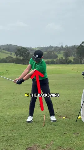 A great way to get a big stretch in the backswing! 🔥🙌🏻 #golf #golftiktok #golftok #golfswing 