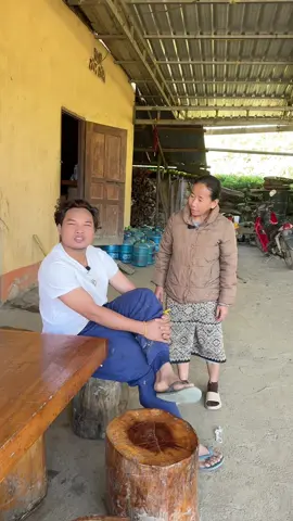 #ແມ່ນາຍພາກີ້ນເຂົານອກບ້ານ🤣 #ສະບູ່ອີສຸກ #ຄີມອີສຸກ #aekror7 #aekror7x3 