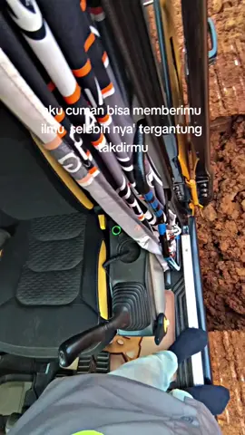 semangat kak#helperexcavator #masukberandafypシ #videoviral #fypp 