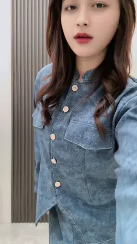 Blouse satu ini bener” cakep bgt🫰🏻