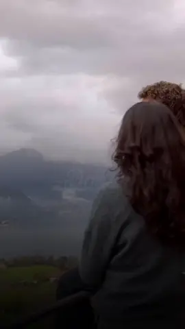 ويلوموا عليا علشان وقفة الحياه عندك 😢