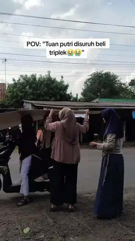 malah jadi triplek z flip😭 #fyp  #kocak #pov #random  #pekalongan24jam 