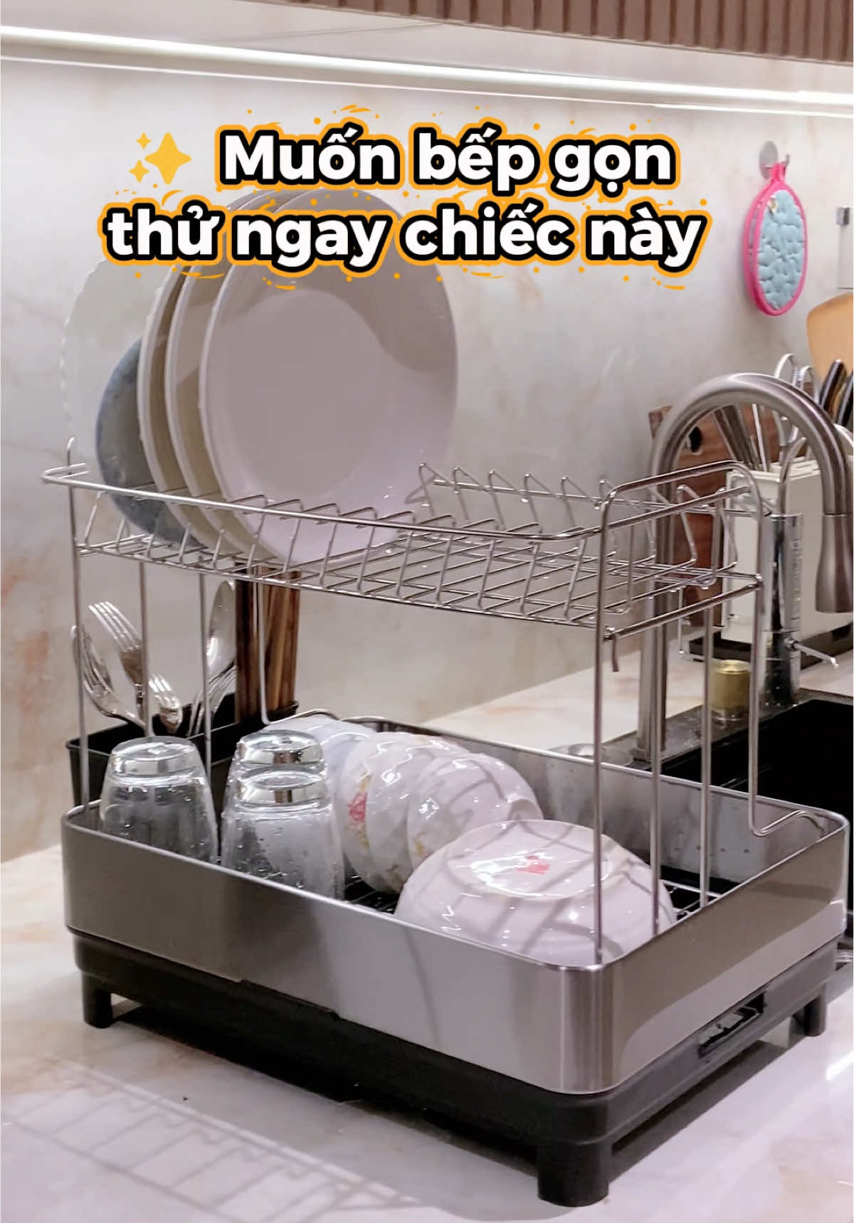 Muốn gian bếp gọn gàng thử ngay kệ bát này nha #hygge #kebep #kebatinox #kedungbatdiadanang #kebatthongminh 