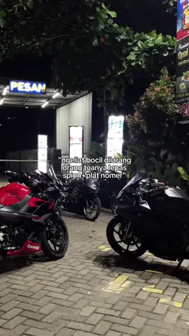 ada waktunya kok👌🏻 #cbr250rr 