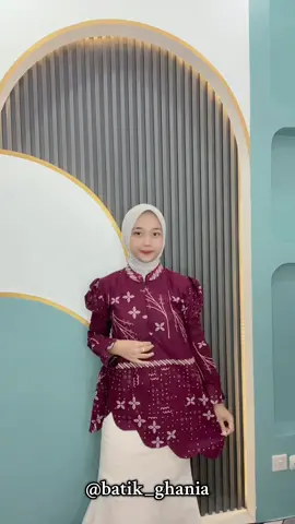 Langsung join live sekarang yukk 👉🏻🥰#promomakanharian #melokaldenganbatik #fypシ #promoseruweekend 
