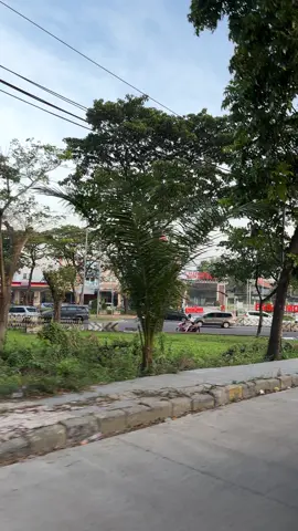 Otewe Tempat nyoride favorit warga Cikarang🤙🍃 #meikartacikarang #lippocikarang #deltamascikarangpusat #kulipabrikcikarang #cikarangpeople 