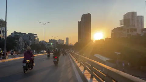 Khi 1 trái tim sứt mẻ , thì hoàng hôn đẹp đến mấy cũng chỉ là buổi chiều tà. #xuhuongtiktok #nhactamtrang #nhacnaychillphet #nhachaymoingay 