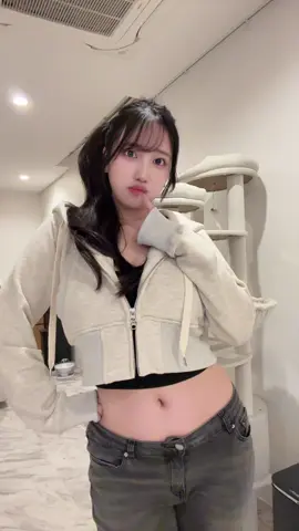 insta: _chiyuu_ 🤮⁉️ #japanesegirl 