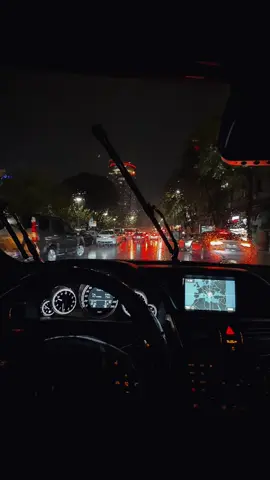 #tirana🇦🇱 #tiranabynight #rain #raindays #albania🇦🇱 