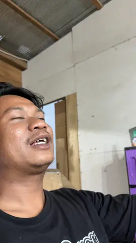 Kampunnya masih berdiri kokoh