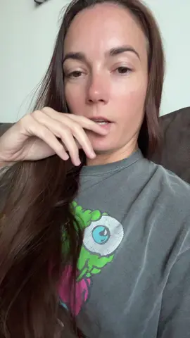 He traumatized that porcelain throne 