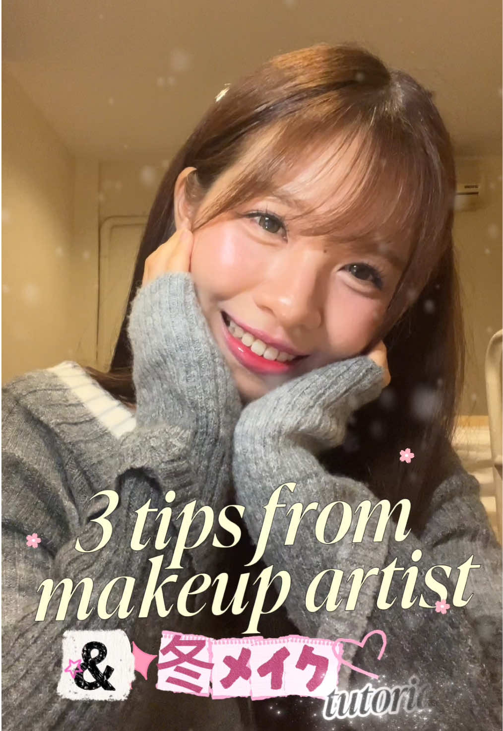 งานไฟนอลวิชา Bilingual MC ค่า เป็นวิชาที่สนุกที่สุดในเทอมนี้เลย🥹🫶🏻 ได้เรียนเกี่ยวกับการเป็นพิธีกรสองภาษา ซึ่งงานไฟนอลอันนี้คืออ.ให้เลือกทำสื่อแบบอิสระ เป็นคลิปอะไรก็ได้ ไม่จำกัดรูปแบบ ก็เลยเลือกทำเป็นคลิปแต่งหน้า~ แอบเขินที่พูดญี่ปุ่นยาวๆแบบนี้ ครั้งแรกเลย5555 ถ้าพูดผิดอะไรตรงไหนมา correct กันได้นะคะ🥹 หนูอยากลองทำคลิปที่พูดภาษาญี่ปุ่นมานานแล้ว ได้โอกาสส่งงานอ.เลยมาลงให้ทุกคนดูด้วย💗🇯🇵 ถ้าทุกคนชอบกันอาจจะมีคลิปต่อไปนะค้าบ>< よろしくお願いします！ #Sao#SaonoiBNK48K#BNK48ノイ #メイク #makeup 