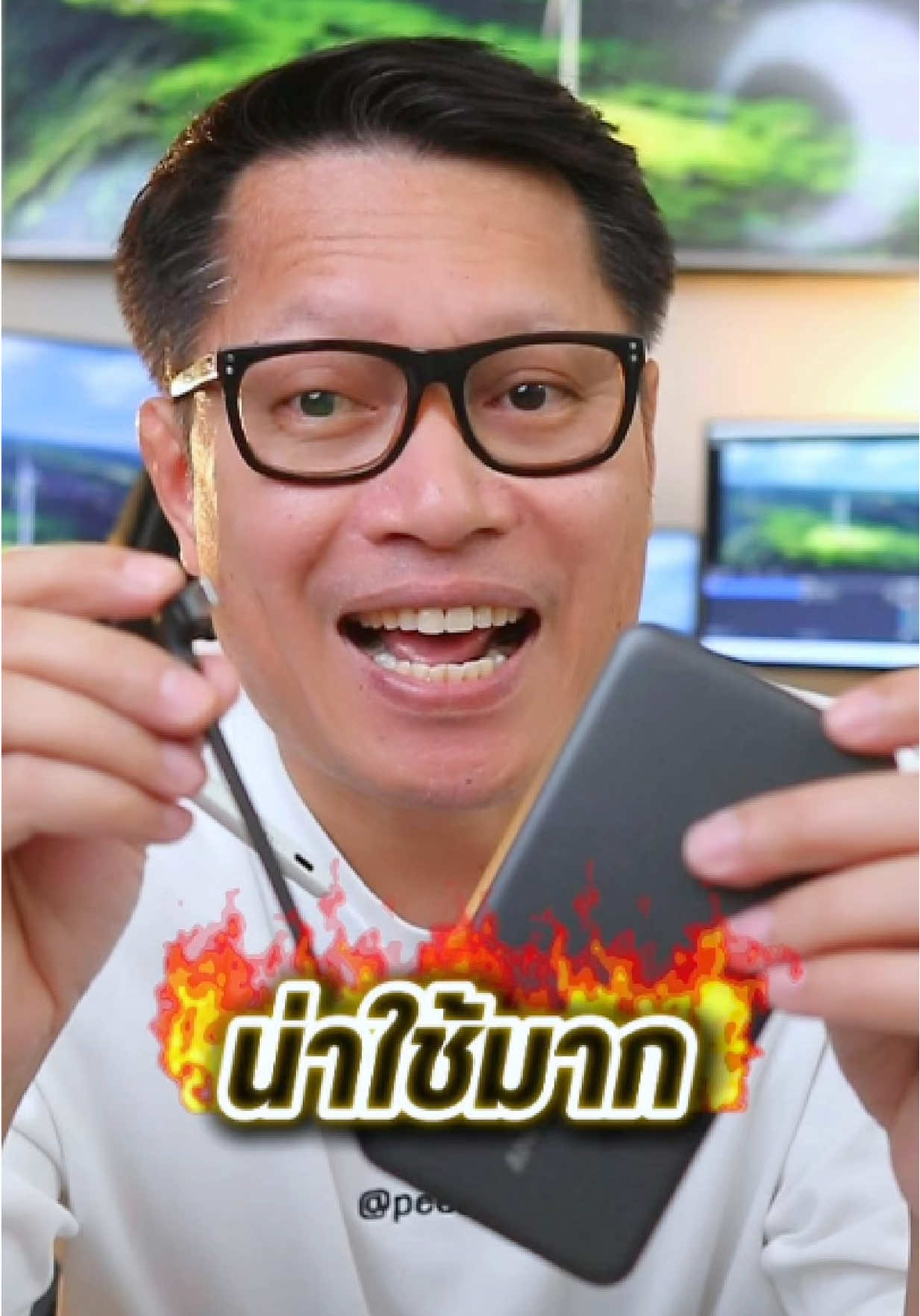 Anker Power Bank 10K/20K 22.5W USB-C Cable  พาวเวอร์แบงค์ที่ราคาดีที่สุดจาก Anker ในงบหลักร้อย ที่มีสายชาร์จในตัว   . #PUBGMOBILE  #PUBGMESPORTS  #PMGC2025  #AnkerPUBGMOBILE  #AnkerThailand 