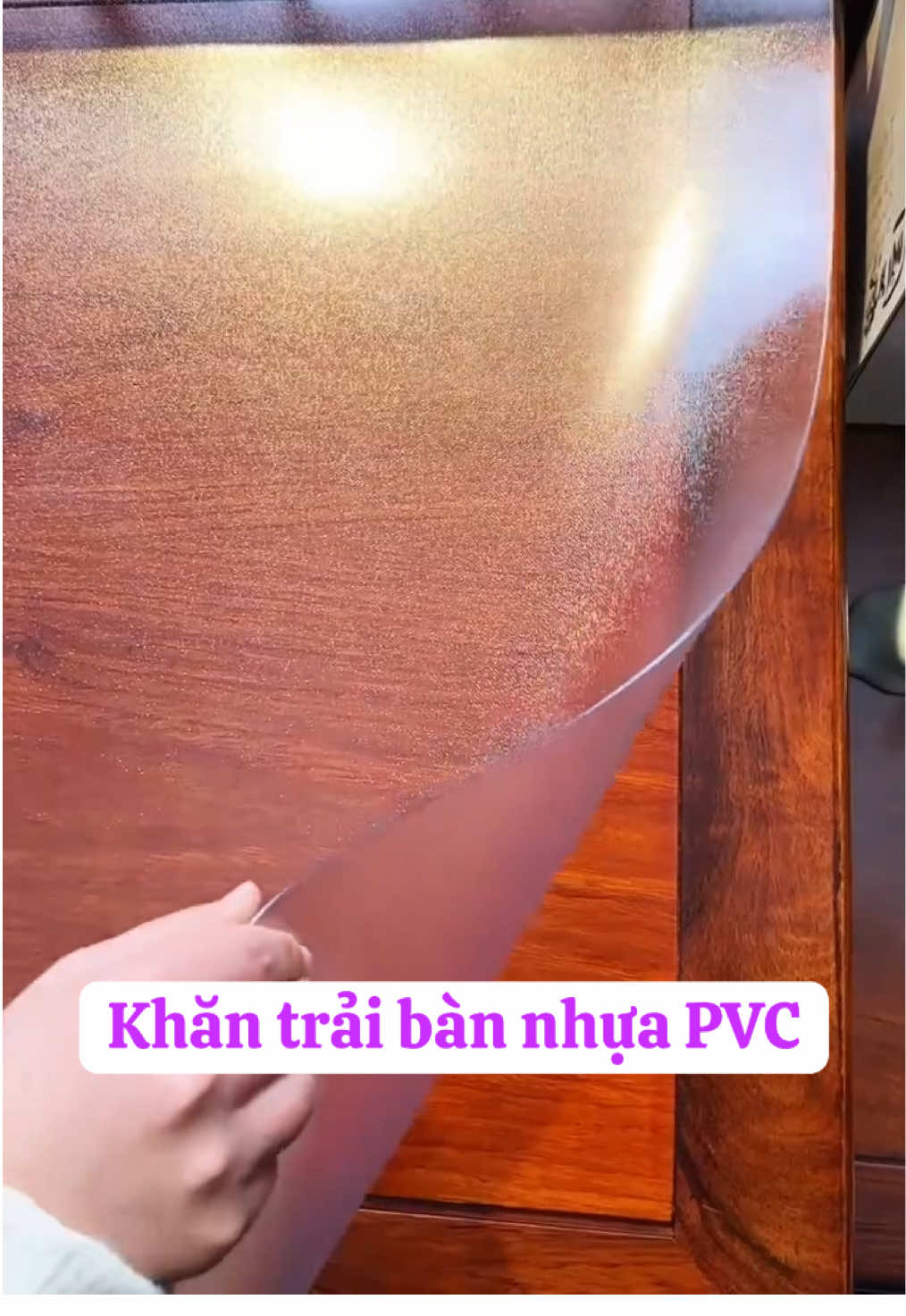 Khăn trải bàn nhựa PVC trong suốt
