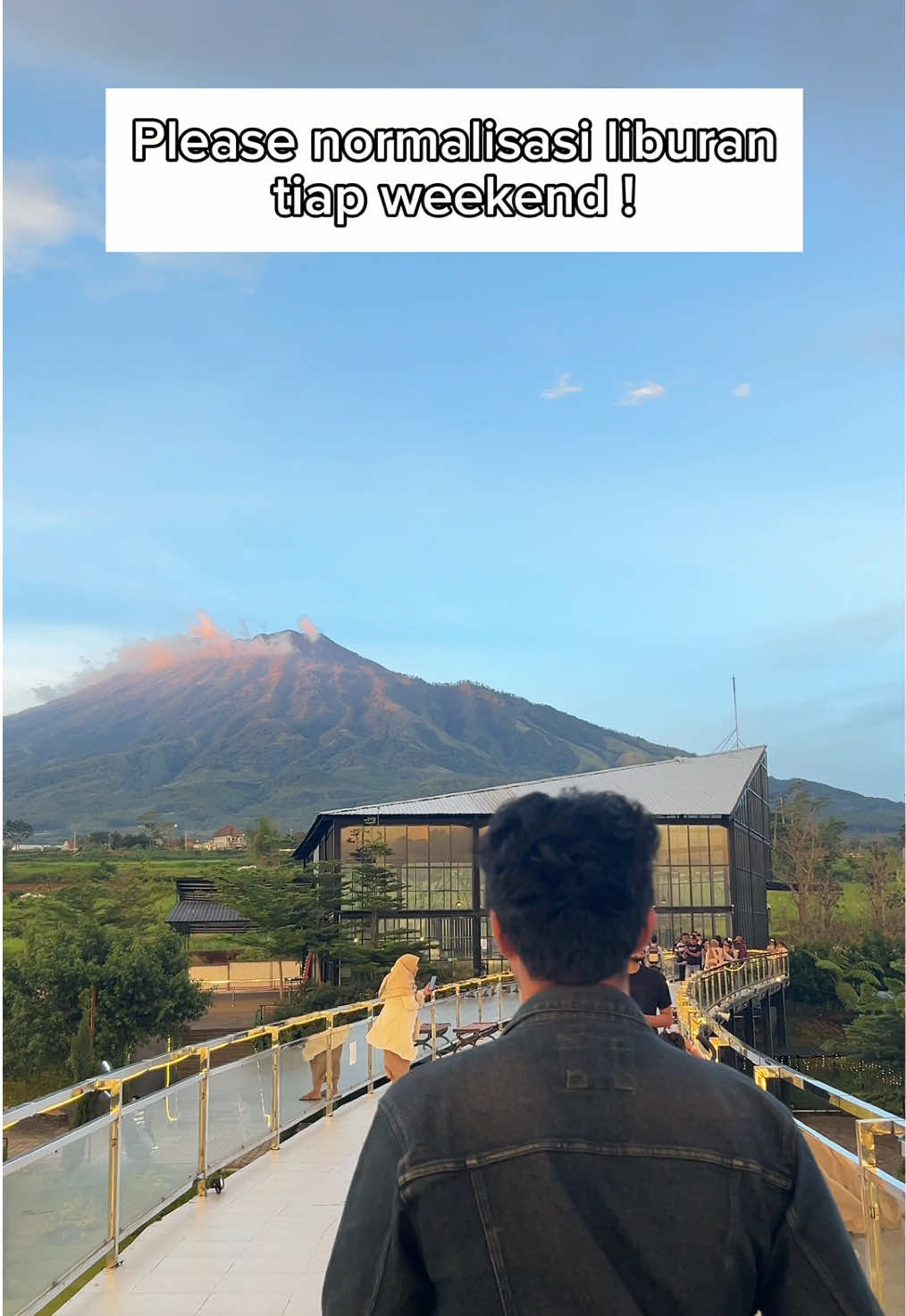 Plis normalisasi liburan tiap weekend! More info klik link di bio! #fyp #malangskyland #wisatamalang #malang #jawatimur 