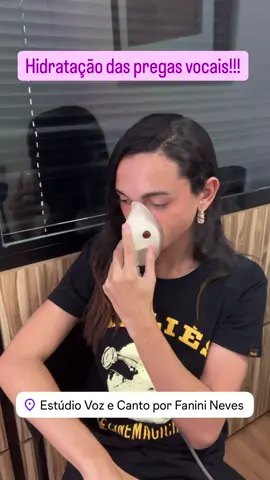 Nebulizações são muito importante pra quem usa a voz. Hidratação sempre!!! #hidratação #nebulización #voz #canto#auladecanto 